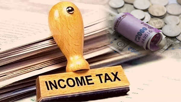 Income Tax Refund: పన్ను చెల్లింపుదారులకు ఊరట.. రూ.50వేల కోట్ల రీఫండ్.. డబ్బులు వచ్చాయా.? లేదా తెలుసుకోండిలా!