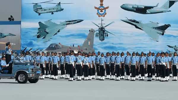 Indian Air Force Recruitment: ఇండియన్ ఎయిర్ఫోర్స్లో ఉద్యోగాలు.. ఎవరు అర్హులు, ఎలా దరఖాస్తు చేసుకోవాలంటే.