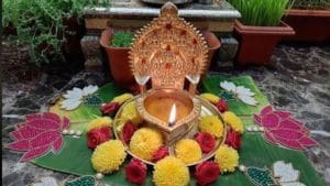 Kamakshi Deepam: మీ ఇంట్లో అఖండ ఐశ్వర్యాలతో నింపే కామాక్షిదీపం అంటే ఏమిటి.. ఎలా పెట్టాలంటే