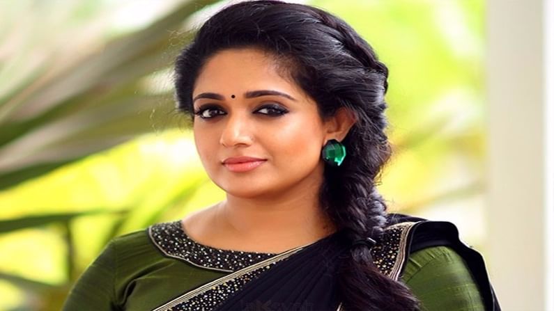 Kavya Madhavan: తెరపైకి మరోసారి హీరోయిన్ భావన కిడ్నాప్ కేసు.. నటి కావ్య మాధవన్‏ను విచారిస్తున్న పోలీసులు..