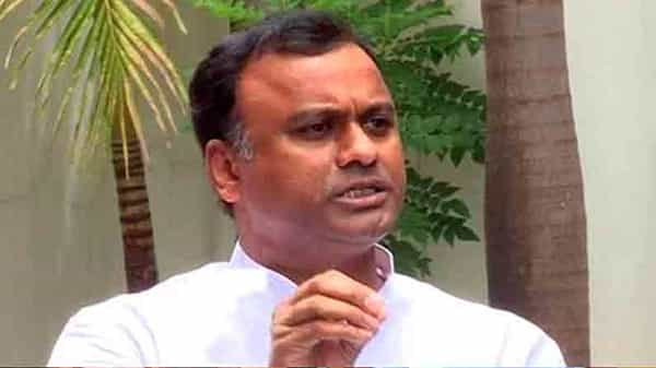 Komatireddy Rajagopal Reddy: అలా అయితే, ఎమ్మెల్యే పదవికి పోటీ చేయను.. సంచలన వ్యాఖ్యలు చేసిన కోమటిరెడ్డి !