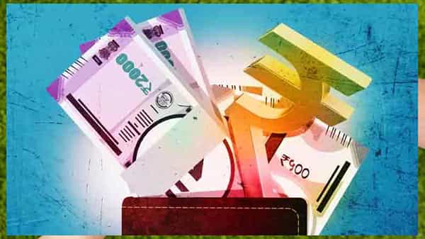 Free Insurance: ఈ బ్యాంకులు FD హోల్డర్లకు ఫ్రీ లైఫ్ ఇన్సూరెన్స్ కల్పిస్తున్నాయి.. వివరాలు ఇలా తెలుసుకోండి..