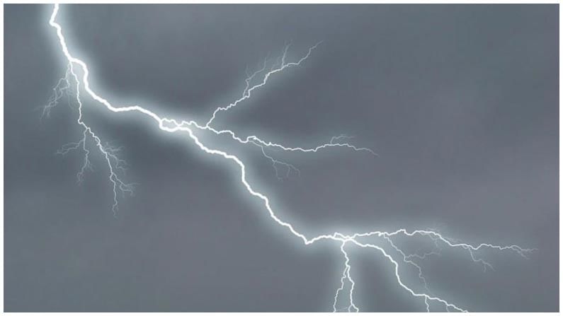 Lightning Strike: 'పిడుగుల వర్షం'.. పెళ్లి బృందంలో 16 మంది మృతి.. వరుడికి గాయాలు