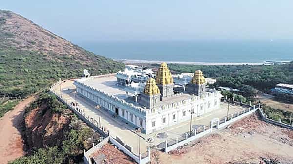 Lord Balaji: విశాఖ సాగర తీరంలో కొలువుతీరనున్న దేవదేవుడు.. ముహూర్తం ఫిక్స్