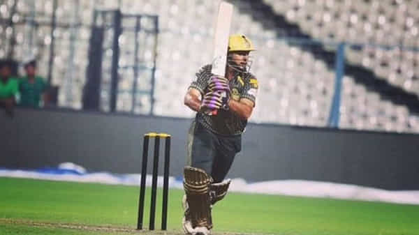 ధావన్, గంభీర్ వంటి హేమాహేమీలతో ఆడిన ఆ క్రికెటర్ ఆటకు వీడ్కోలు పలికాడు.. ఆ ఢిల్లీ స్టార్ బ్యాట్స్మెన్ ఎవరంటే.