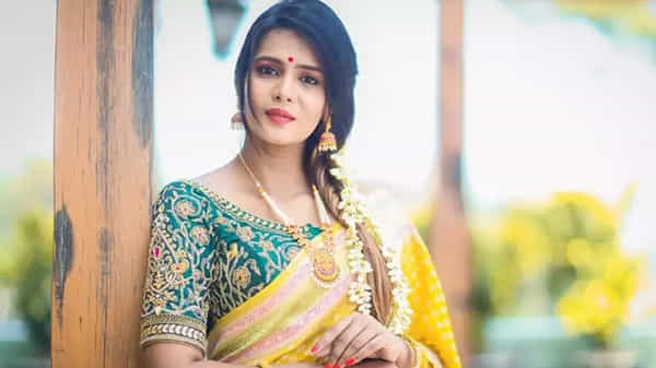 Meera Mithun: మీరా మిథున్కు మరోసారి షాక్.. దళితులపై విమర్శల విషయంలో కోర్టు తీర్పు ఏంటంటే..