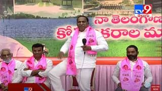 Pocharam Srinivas Reddy:  సిక్స్‌ కొట్టిన అసెంబ్లీ స్పీకర్‌.. చిచ్చర పిడుగులతో బ్యాటింగ్‌.. పిల్లలతో కలిసి క్రికెట్ ఆడిన పోచారం..