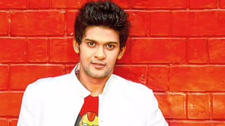 బంపర్‌ ఆఫర్ కొట్టేసిన బబ్లీ బ్యూటీ.. ధనుష్‌ సరసన హీరోయిన్‌గా అవకాశం.. ఎవరో తెలుసా..?