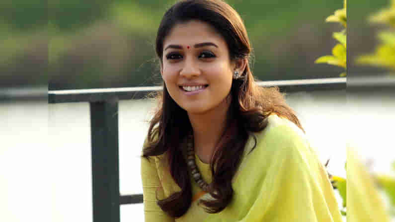 Nayanatara: రింగ్ చూపిస్తూ అసలు విషయం చెప్పిన లేడీ సూపర్ స్టార్..  రూమర్స్‏కు చెక్ పెట్టినట్టేనా ?