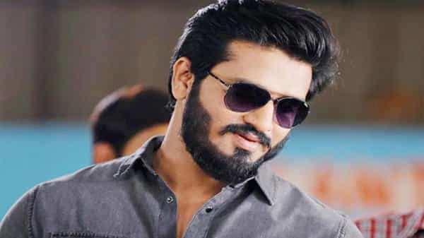 Nikhil Siddhartha: మరోసారి ఆసక్తికర ట్వీట్ చేసిన హీరో నిఖిల్.. అవేశాన్ని.. ఆక్రోశాన్ని అణిచివేయకుండా అంటూ..
