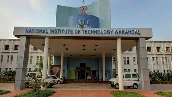 NIT Recruitment: వరంగల్ నిట్లో నాన్ టీచింగ్ ఉద్యోగాలు.. బీటెక్ చేసిన వారికి కూడా అవకాశం. ఎలా అప్లై చేసుకోవాలంటే.