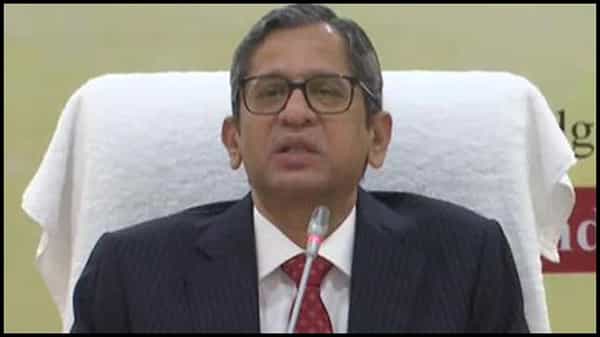 CJI N.V.Ramana: పార్లమెంటులో చర్చలేవీ..? సీజేఐ జస్టిస్ ఎన్.వి.రమణ విచారం.. చట్టాలపై క్లారిటీ లేదని వ్యాఖ్య