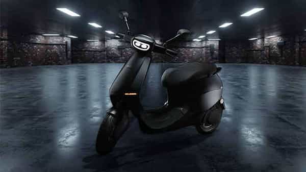 Ola Electric Scooter : ఆసక్తి రేపుతున్న ఓలా రివర్స్ మోడ్ ఫీచర్.. ద్విచక్ర వాహనాల్లో చాలా అరుదు..