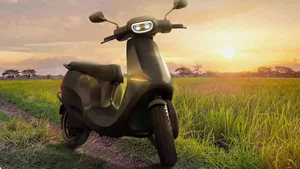 Ola Electric Scooter: ఓలా ఎలక్ట్రిక్ స్కూటర్ కొనుగోలుదారులకు గుడ్న్యూస్.. ఆగస్టు 15న విడుదల.. మరిన్ని వివరాలు