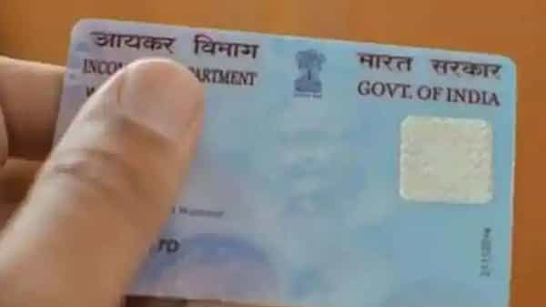 PAN Card: పాన్కార్డ్ పోగొట్టుకున్నారా..! అయితే చింతించనవసరం లేదు.. సింపుల్గా ఇలా చేయండి..