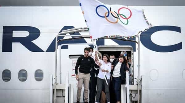 Paris Olympics 2024: పారిస్ చేరిన ఒలింపిక్ జెండా.. శరవేగంగా పనులు: పారిస్ మేయర్ హిడాల్గో