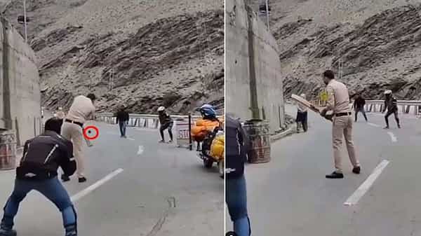 Viral Video: రోడ్డుపై పోలీసుతో ఆడుకున్నారు.. ఇది చూసిన నెటిజనం సోషల్ మీడియాలో షేర్ కొడుతున్నారు.. ఎందుకో..