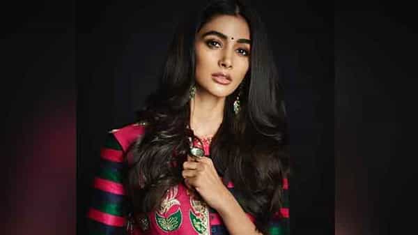 Pooja Hegde: కోలీవుడ్లో బిజీగా పుజా హెగ్డే.. మరో స్టార్ హీరో పక్కన చాన్స్ కొట్టేసిన..