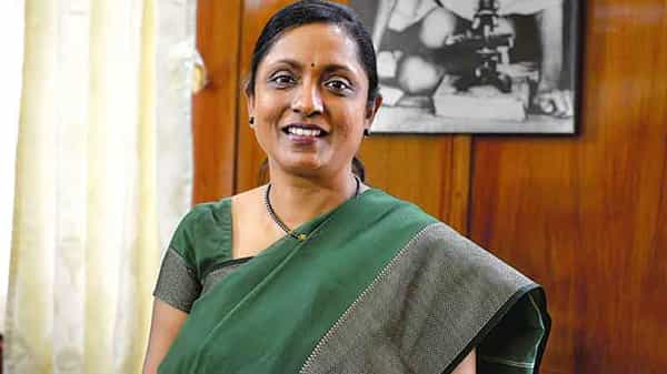 అప్పటికల్లా చిన్నారులకు అందుబాటులో వ్యాక్సిన్.. నేషనల్ ఇన్స్టిట్యూట్ ఆఫ్ వైరాలజీ డైరక్టర్ ప్రియ అబ్రహం