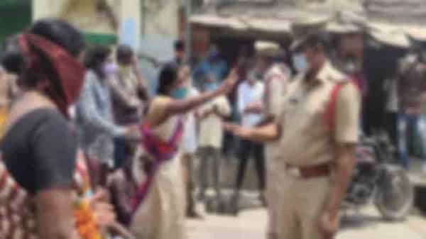 Protest with Dead Body: మూడు రోజులుగా ఇంటి ఎదుట డెడ్ బాడితో ఆందోళన..అసలేం జరిగిందంటే..?