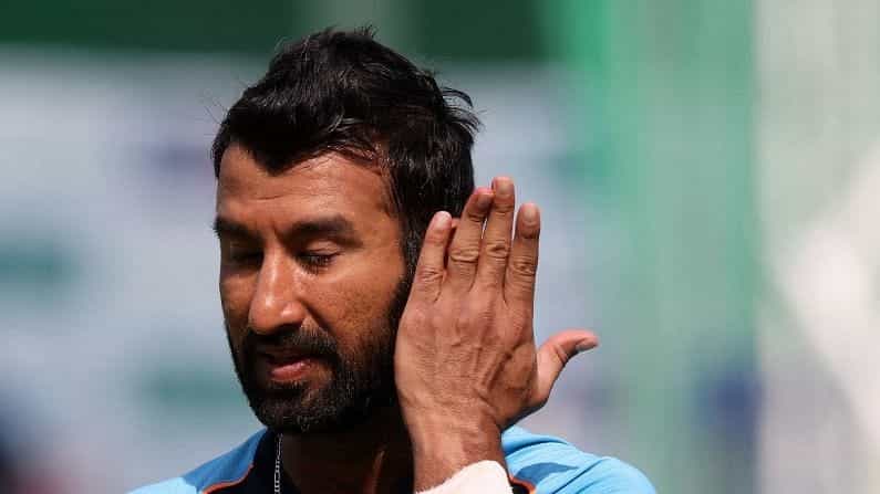 ముందుగా, టెస్ట్ ఫార్మాట్లో టీమిండియా నంబర్ త్రీ బ్యాట్స్మన్ చేతేశ్వర్ పుజారా గురించి మాట్లాడుకుందాం. లార్డ్స్ టెస్టులో అతను జేమ్స్ ఆండర్సన్ బౌలింగ్లో పెవిలియన్ చేరాడు. అతను తొమ్మిది పరుగులు మాత్రమే చేశాడు. అతను జానీ బెయిర్స్టో స్లిప్లో క్యాచ్ అందుకోవడంతో ఔటయ్యాడు. ప్రస్తుతం ఫామ్తో ఇబ్బంది పడుతున్నాడు. 2020 నుంచి చెతేశ్వర్ పుజారా రికార్డును పరిశీలిస్తే, గత 23 ఇన్నింగ్స్లో కేవలం 552 పరుగులు మాత్రమే చేశాడు. ఈ సమయంలో పుజారా సగటు 25.09గా నమోదైంది. అతని పేరుపై కేవలం ఐదు అర్ధ సెంచరీలు మాత్రమే ఉన్నాయి. అత్యధిక స్కోర్ విషయానికి వస్తే 77 పరుగులుగా ఉంది. ఈ కాలంలో పుజారా ఖాతా తెరవకుండానే రెండుసార్లు ఔట్ అయ్యాడు. పుజారా చివరి టెస్టు సెంచరీ జనవరి 2019లో నమోదైంది.
