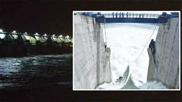 Pulichintala: పులిచింతలకు వరద ఉధృతి.. కొట్టుకుపోయిన గేటు.. దిగువ ప్రాంతాల్లో హైఅలర్ట్..