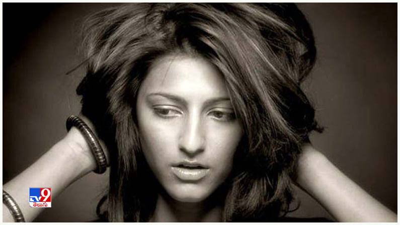 Shruti Haasan New Photos. Credit by:Shruti Haasan/Instagram