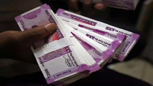 Systematic Investment Plan: నెలకు రూ.15 వేల పెట్టుబడితో కోట్లల్లో లాభం.. తక్కువ ఇన్వెస్ట్మెంట్తో ఎంతో ప్రయోజనం!