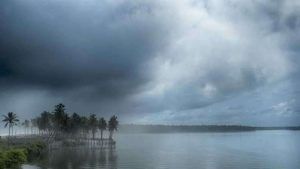 Telangana Weather Report: తెలంగాణలో నేడు, రేపు భారీ వర్షాలు.. అలర్ట్ అయిన అధికారయంత్రాంగం..