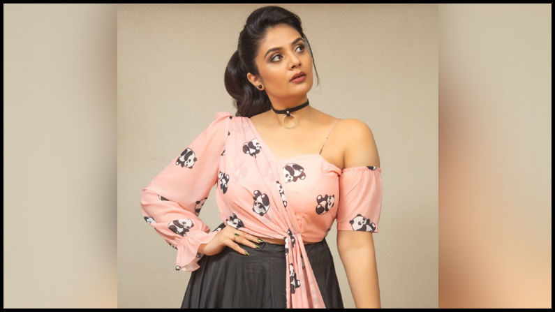 Sreemukhi New Photos. Credit by:Sreemukhi/Instagram
