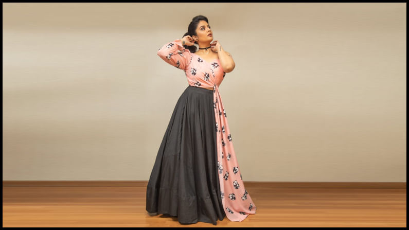 Sreemukhi New Photos. Credit by:Sreemukhi/Instagram
