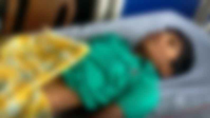 Student death: ప్రకాశం జిల్లాలో విషాదం.. స్కూల్ పైకప్పు కూలి విద్యార్థి మృతి..!