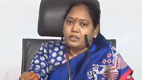Sucharitha: పరామర్శల పేరుతో గందరగోళం.. నారా లోకేష్కు హోంమంత్రి సుచరిత చురకలు