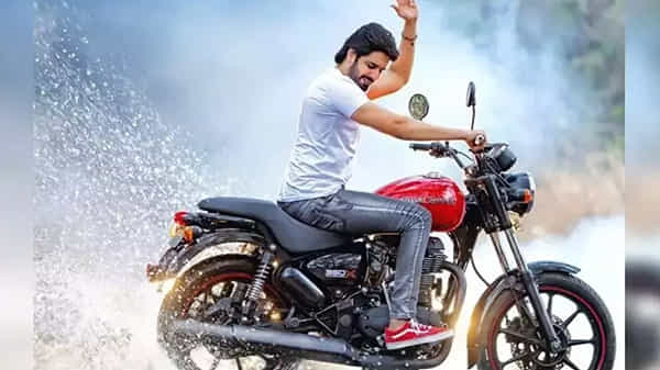 Sushanth : బండి తియ్ అంటున్న అక్కినేని హీరో.. ఇచ్చట వాహనములు నిలుపరాదు నుంచి ప్రమోషనల్ సాంగ్