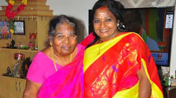తెలంగాణ గవర్నర్ తమిళిసై సౌందరరాజన్కు మాతృవియోగం.. ప్రముఖుల సంతాపం..