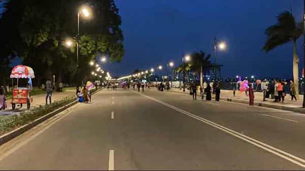 Tank Bund: మరింత హాయిగా హైదరాబాద్ ట్యాంక్ బండ్.. ఆర్నెళ్లుగా చేపట్టిన బ్యూటిఫికేషన్.. నో ట్రాఫిక్తో ఫుల్ హ్యాపీ