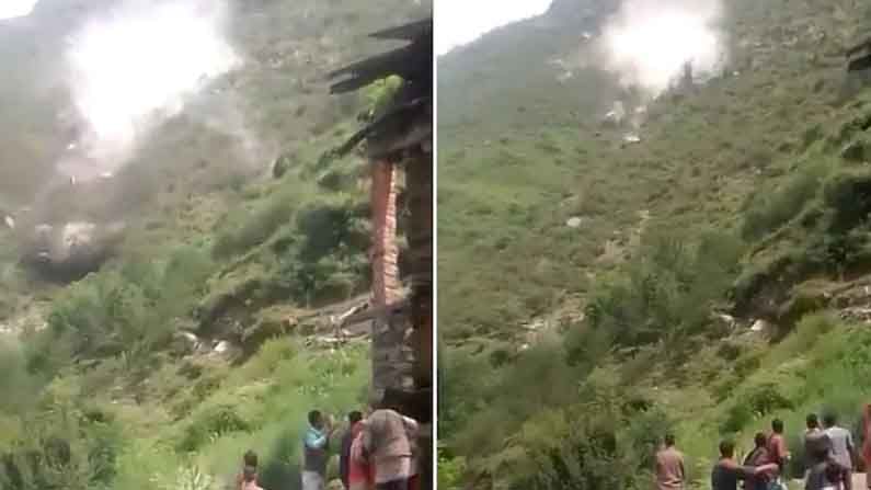 Viral Video: వామ్మో.. భారీగా విరిగిపడిన కొండచరియలు.. ఒళ్లు గగుర్పొడుస్తున్న భయానక దృశ్యాలు