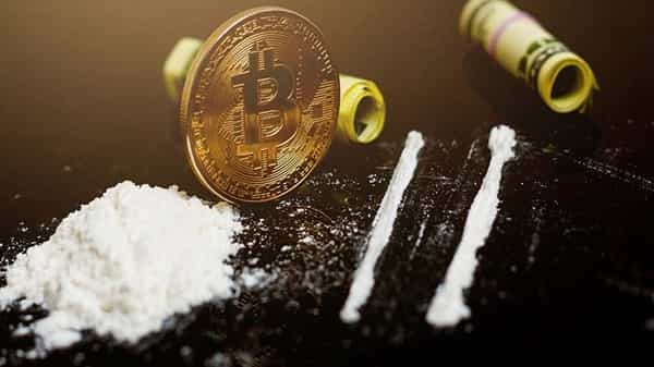Tollywood Drugs Case: బిట్ కాయిన్ చుట్టూ తిరుగుతున్న టాలీవుడ్ డ్రగ్స్ కేసు.. సస్పెన్స్ థ్రిల్లర్ మూవీని తలపిస్తున్న స్కాం..