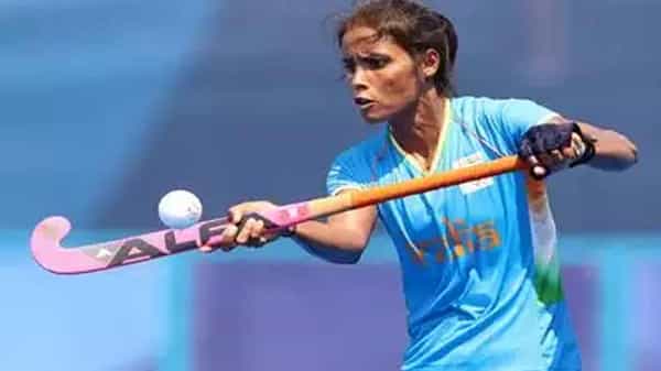 Vandana Katariya: వందన కటారియాను కులంపేరుతో దూషించిన ఇద్దరు వ్యక్తుల అరెస్ట్.. వారిలో ఒకరు జాతీయ హాకీ ప్లేయర్గా గుర్తింపు