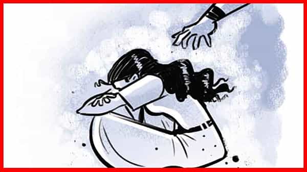 Suryapet: సూర్యాపేట జిల్లాలో అమానుష ఘటన.. మహిళను వివస్త్రను చేసి, కారం చల్లి ఊరేగించిన తండావాసులు