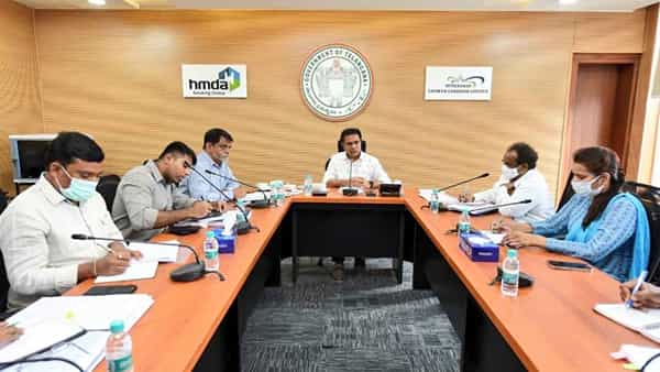 Hyderabad: హైదరాబాద్లో చెరువుల అభివృద్ధి.. పరిరక్షణకు జీహెచ్ఎంసీలో ప్రత్యేక కమిషనర్: మంత్రి కేటీఆర్