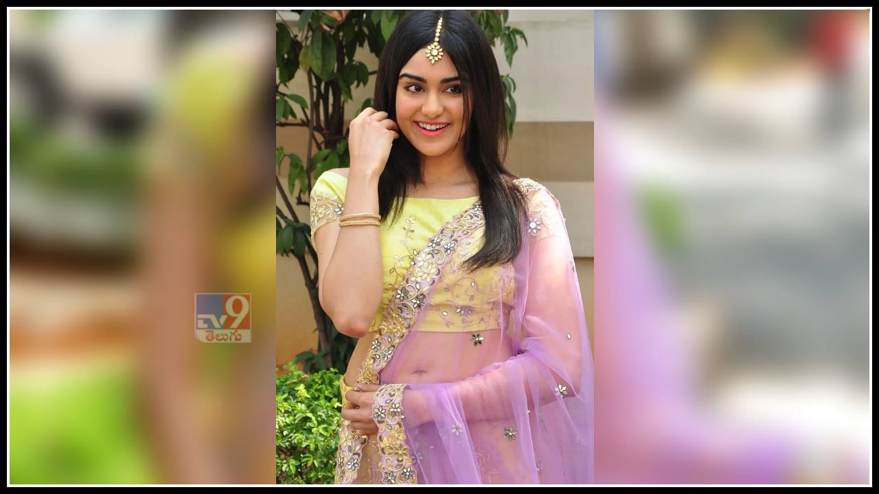 కవ్విస్తున్న ముద్దుగుమ్మ అదాశర్మ ఫొటోస్ 