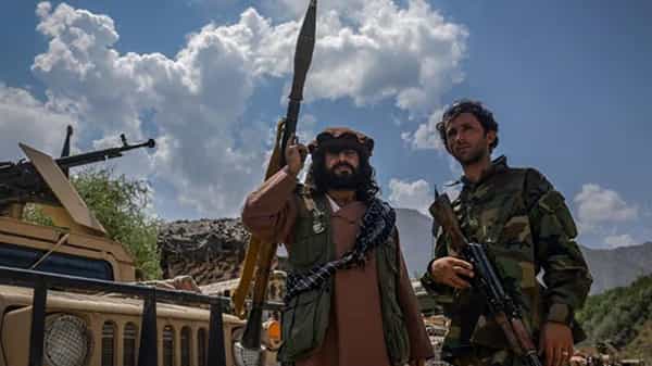 9/11 - Taliban: వెనక్కి తగ్గిన కాలకేయులు.. ఆఫ్గన్లో తాలిబన్ల ప్రభుత్వ ప్రారంభోత్సవ కార్యక్రమం రద్దు..