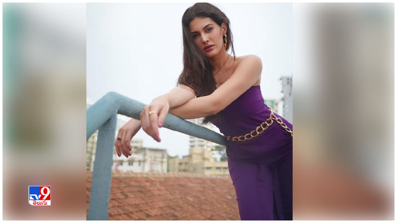 Amyra Dastur New Photos. Credit by:Amyra Dastur/Instagram