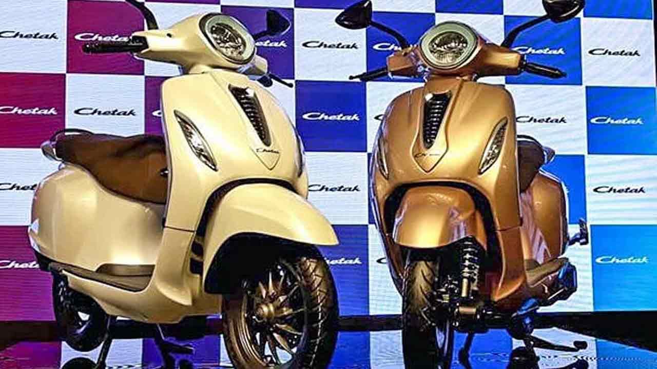 Bajaj Chetak: హైదరాబాద్‌లో చేతక్‌ ఈ- స్కూటర్ బుకింగ్‌.. ఇప్పటి వరకు 7 నగరాల్లో విడుదల..