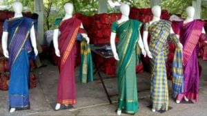 Bathukamma Sarees 2021: 290 రంగుల్లో బతుకమ్మ చీరలు.. అక్టోబర్ 2 నుంచి పంపిణీ షురూ. ఇదీ.. పొందే విధానం