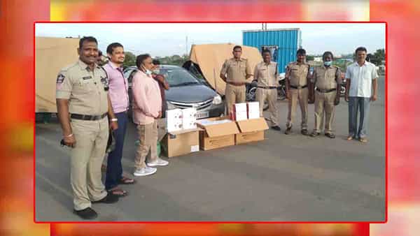 Covid-19 Kits: బ్లాక్ మార్కెట్కు తరలివెళ్తున్న కోవిడ్ టెస్ట్ కిట్లు.. పక్కా సమాచారంతో పట్టుకున్న డ్రగ్స్ కంట్రోల్ అధికారులు