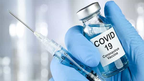 Booster Dose: 40 ఏళ్లు దాటితే బూస్టర్ డోస్ తప్పనిసరి.. తేల్చి చెప్పిన ఇన్సాకోగ్ శాస్త్రవేత్తలు.. ఎప్పుడు ఇవ్వాలంటే?