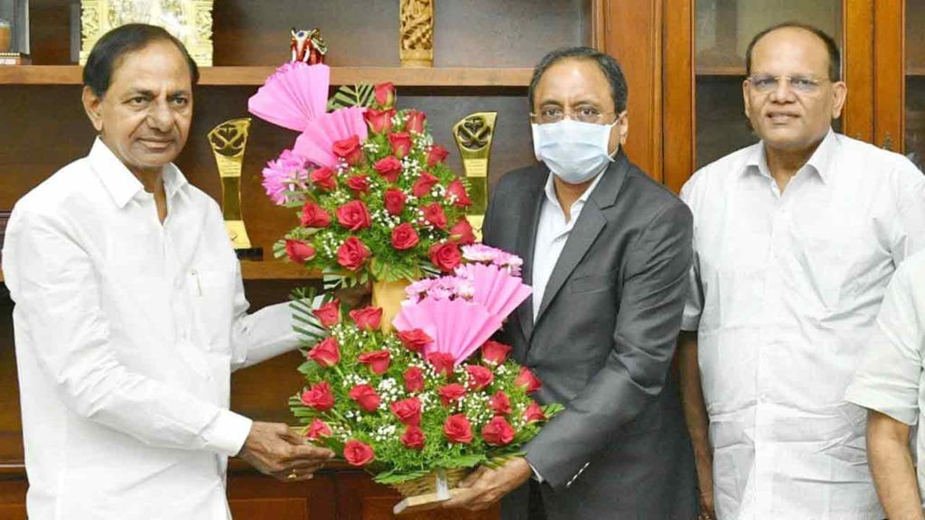 CM KCR: హైదరాబాద్ మెట్రోను ఆదుకుంటాం.. భవిష్యత్తులో సేవలు మరింత విస్తరించాలి: సీఎం కేసీఆర్ CM KCR: హైదరాబాద్ మెట్రోను ఆదుకుంటాం.. భవిష్యత్తులో సేవలు మరింత విస్తరించాలి: సీఎం కేసీఆర్