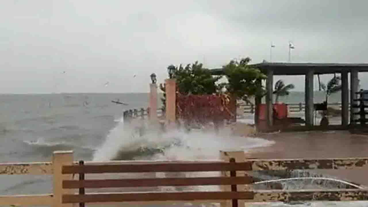 Cyclone Shaheen: గులాబ్ దాటకముందే కొత్త గుబులు.. అరేబియా సముద్రంలో మరో తుఫాను.. పొంచి ఉన్న షహీన్ ముప్పు